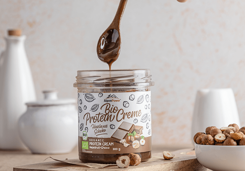 Organic protein cream hazelnut chocolate - the natural chocolate treat with extra protein
